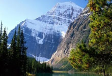 斯洛伐克遭遇惨败，欧预赛出线形势严峻